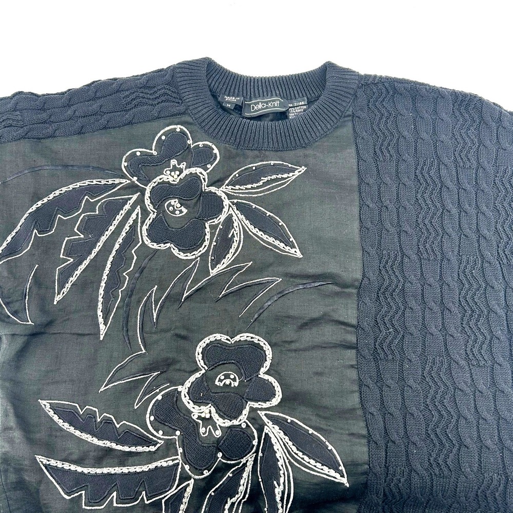 Della-Knit Vintage Black Mixed Media Floral Embroidered Cable Knit Sweater M